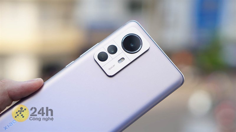 Xiaomi 12 Pro được trang bị hệ thống camera chất lượng