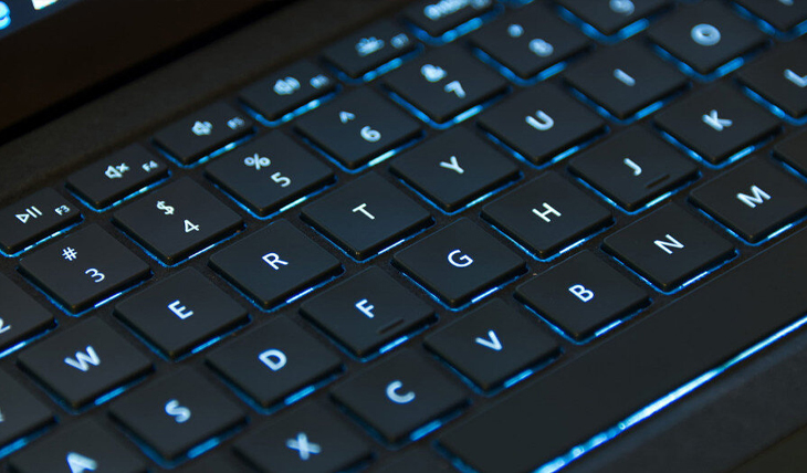 How to turn on the Dell laptop keyboard light simply in one note