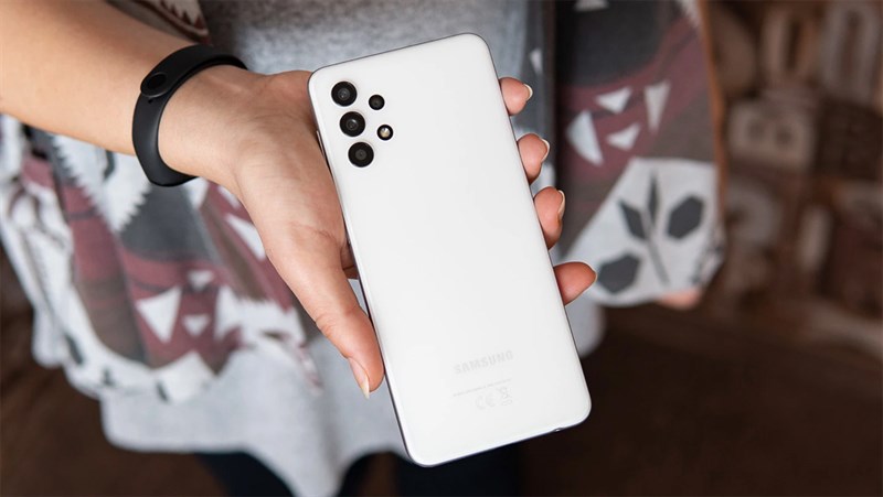 Cuối tuần Galaxy A32 giảm ngon ngất ngây, máy đẹp giá tốt nên sắm ngay