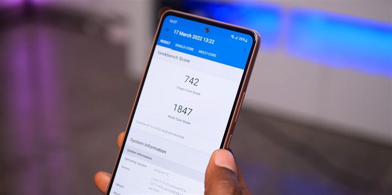 Liệu Galaxy A53 có đạt được điểm hiệu năng ấn tượng? (ảnh minh họa). Nguồn: Izzy Boye.