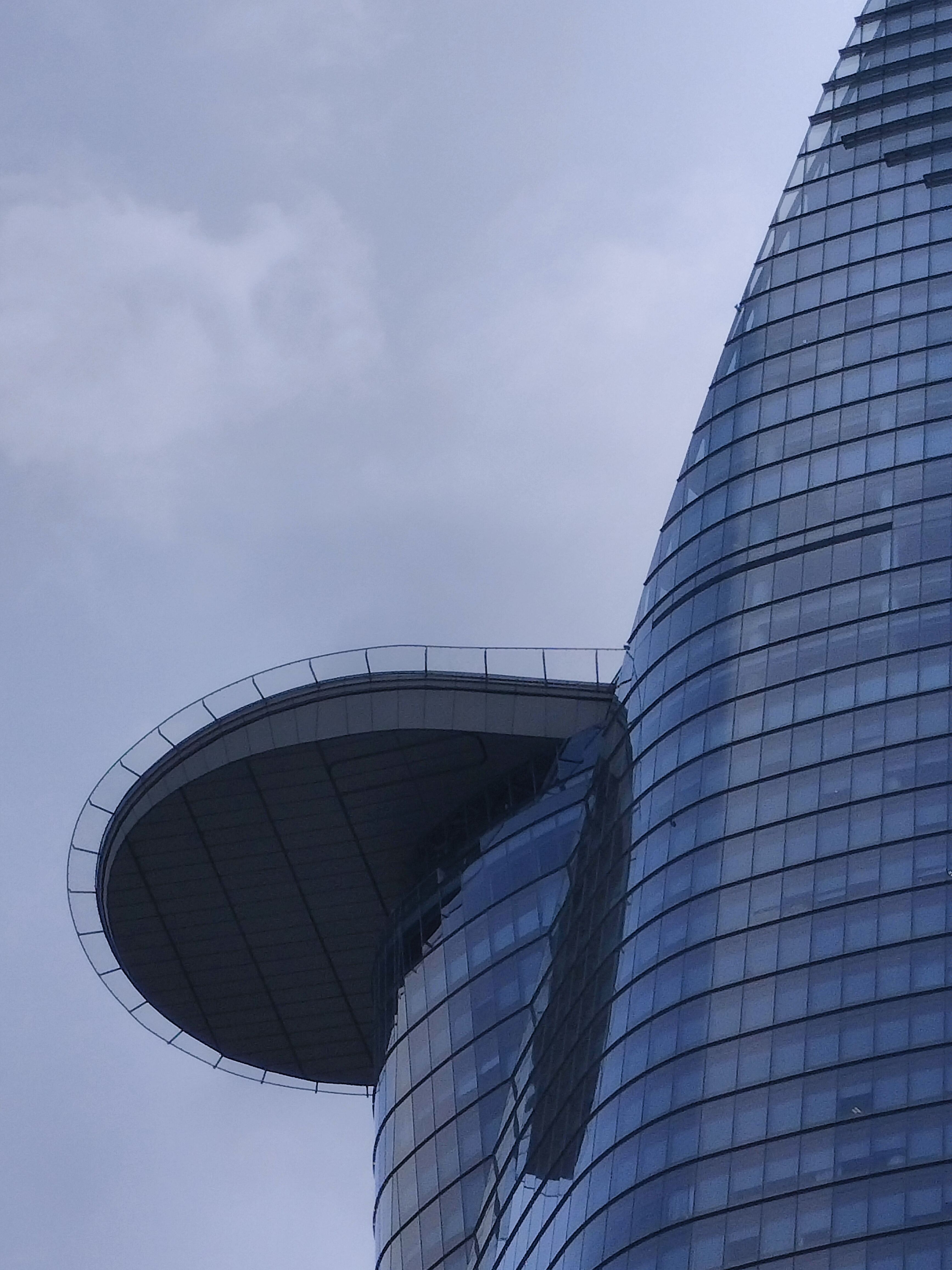 Ảnh chụp tự động trong môi trường đủ sáng với chế độ zoom 3X của OPPO Reno7 Z 5G Ảnh chụp tự động trong môi trường đủ sáng với chế độ zoom 3X của OPPO Reno7 Z 5G