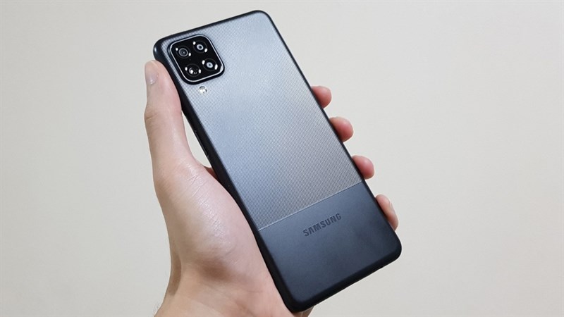 Galaxy A12 là smartphone Android bán chạy nhất thế giới 2021 Galaxy A12 là smartphone Android bán chạy nhất thế giới 2021