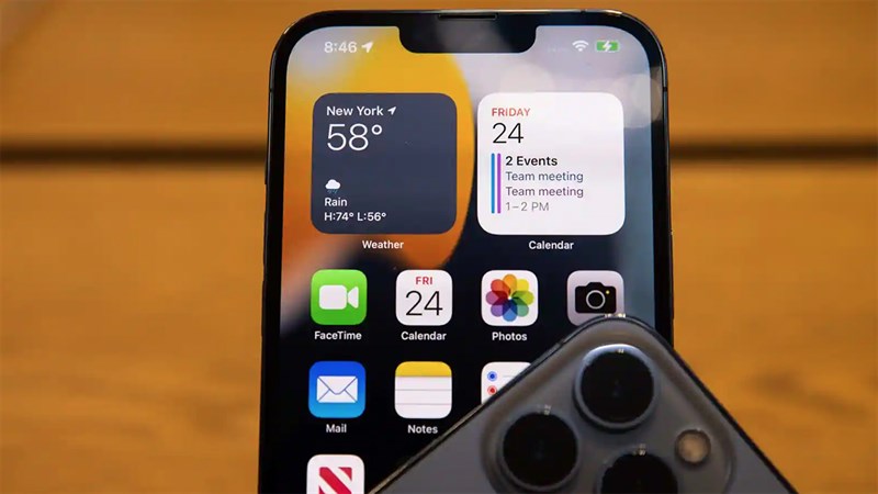 Phần notch hình tai thỏ trên iPhone 13 series