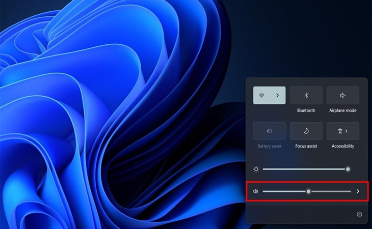 Cùng với sự phát triển của Windows 11, bạn có thể tùy chỉnh âm lượng laptop theo ý thích. Không cần phải bấm nhiều nút hay xoay vặn nhiều lần, chỉ với vài thao tác đơn giản, bạn có thể tăng giảm âm lượng, đặt chuông báo động và nhiều hơn thế nữa một cách dễ dàng. Hãy xem hình minh họa để có thêm kiến thức và trải nghiệm công nghệ mới nhất trên laptop của bạn.