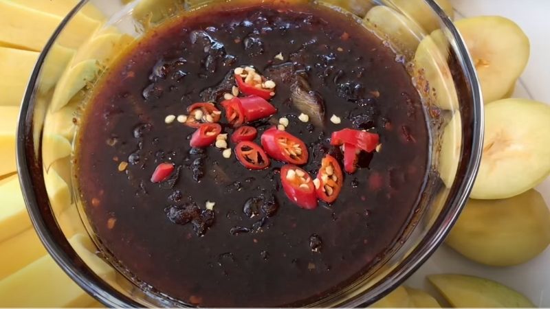 How to make sweet and sour candied fish sauce with mango dipping sauce