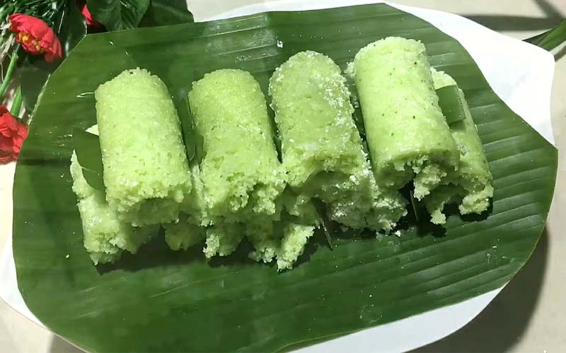 Palm leaf tube cakes