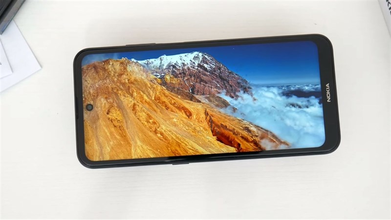 Nokia X100 sở hữu tấm nền IPS LCD Nokia X100 sở hữu tấm nền IPS LCD