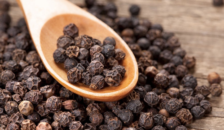 Giá tiêu hôm nay 24/3/2022: Giảm nhẹ, dao động 77.500 - 80.000 đồng/kg