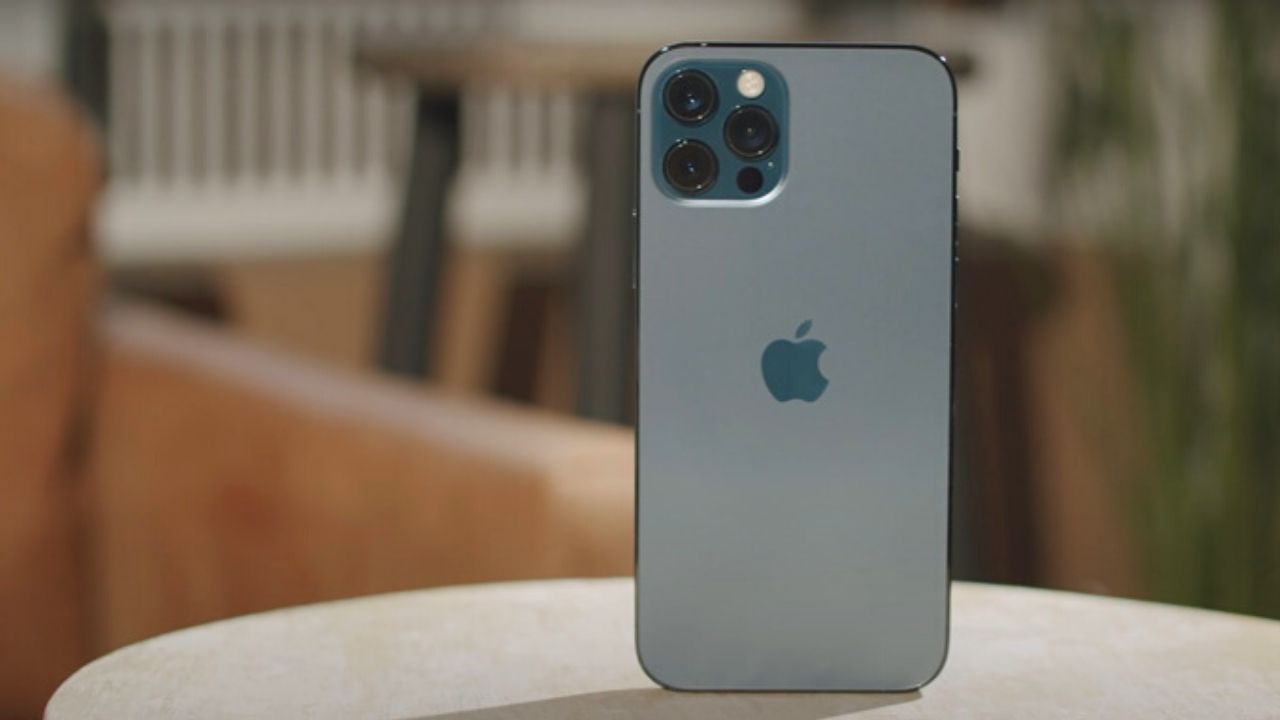 iPhone 12 Pro Max có mấy màu