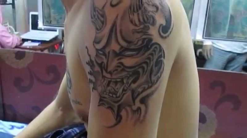 Hình xăm mặt quỷ cho nam, nữ cực ngầu khiến tín đồ tattoo phát cuồng