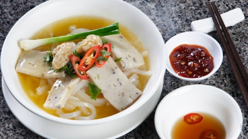 Bánh canh chả cá thơm ngon