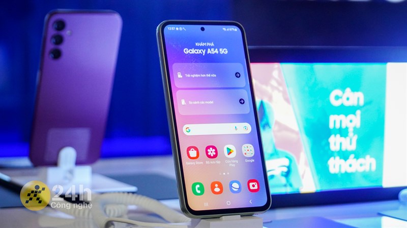 Giá bán Galaxy A54 liệu có 'hời' với chip Exynos, màn AMOLED 120Hz?
