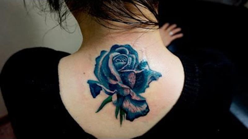 Hὶnh xǎm hoa hồng xanh