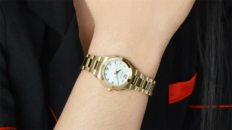 Đồng hồ thời trang cao cấp Tommy, Lacoste, Bulova, Coach giảm sốc 50% Đồng hồ thời trang cao cấp Tommy, Lacoste, Bulova, Coach giảm sốc 50%