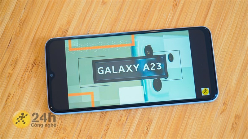 Galaxy A23 có thể đạt gần 9 tiếng xem YouTube liên tục
