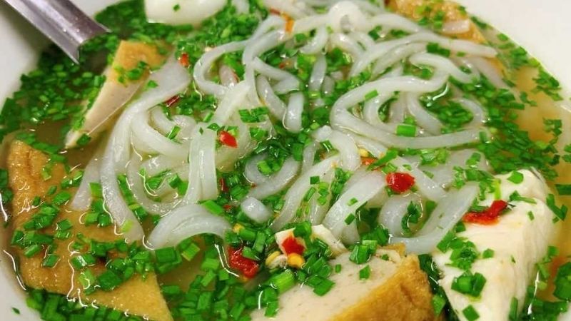 Bánh canh hẹ đặc sản Phú Yên