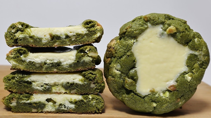 How to make matcha cookies with attractive fatty cheese