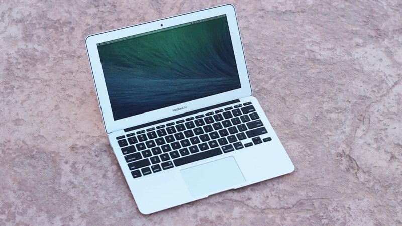 MacBook Air 11 inch (Early 2014)