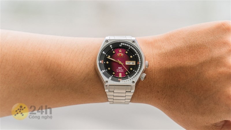 Có nên mua Orient SK Vietnam với thiết kế cực kỳ thanh lịch và có nét cổ điển đặc trưng?