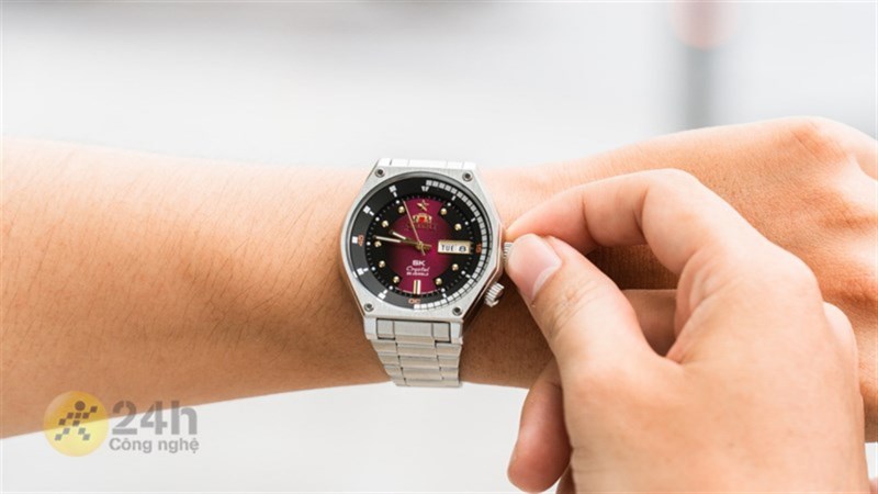 Bộ máy được nâng cấp khiến Orient SK Vietnam càng trở nên mạnh mẽ và bền bỉ hơn bao giờ hết.