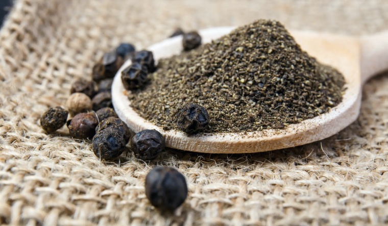 Giá tiêu hôm nay 6/4/2022: Đi ngang, dao động 76.000 - 79.000 đồng/kg