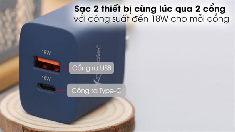 Có thể sạc cùng lúc hai thiết bị chính là ưu điểm lớn của sản phẩm này.
