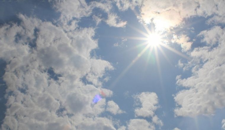 Cảnh báo chỉ số tia cực tím tăng cao vào 3 ngày tới, nguy cơ gây hại sức khỏe