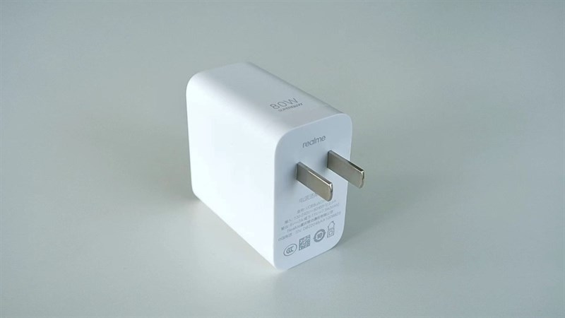 Thông số kỹ thuật của Realme Q5 được hé lộ với Snapdragon 870 và sạc 80W