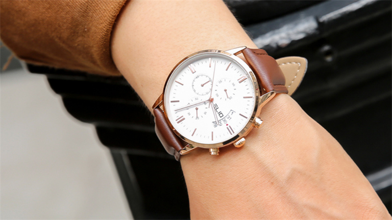 Đồng hồ ELIO giảm sốc mừng cột mốc 3000 shop đồng hồ thời trang