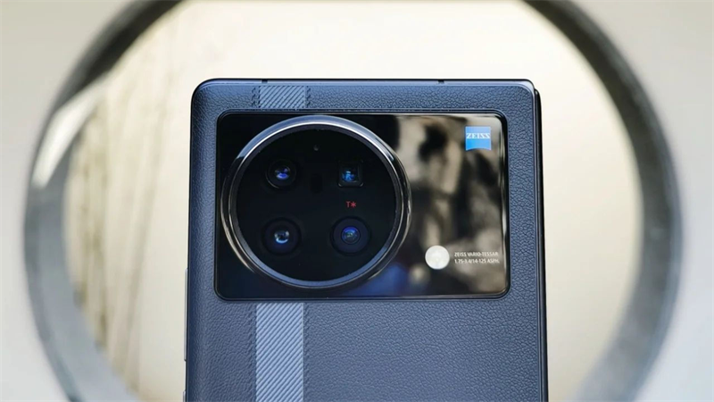 Vivo X Fold tiếp tục lộ ảnh thực tế sắc nét trước ngày ra mắt