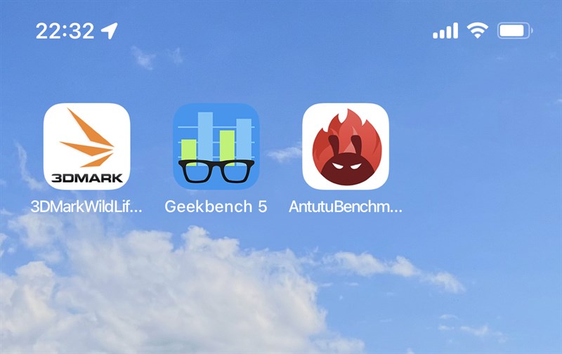 Cùng mình chấm điểm hiệu năng iPhone 12 Pro chạy iOS 15.5 và iOS 16 Developer Beta nha.