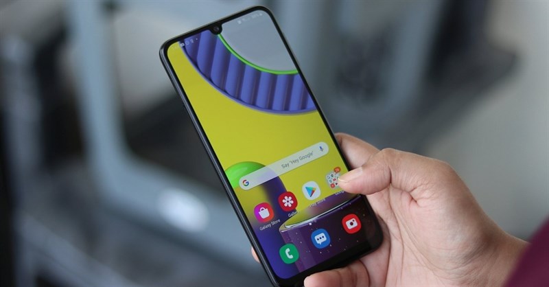 Galaxy M31 được cập nhật Android 12