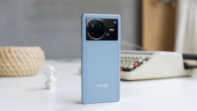 Vivo X80 Pro sẽ có cụm camera khủng Vivo X80 Pro sẽ có cụm camera khủng