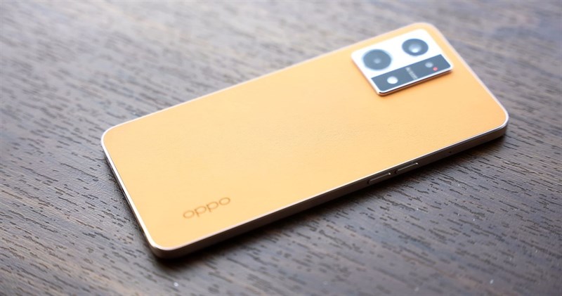 Trên tay OPPO F21 Pro: Giá 6.92* triệu, Snap 680, sạc nhanh 33 W