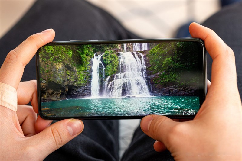 Độ phân giải Full HD+ và tần số quét cao sẽ mang đến trải nghiệm tuyệt vời trên Redmi 11 Màn hình độ phân giải Full HD+ và tần số quét cao sẽ mang đến trải nghiệm tuyệt vời trên Redmi 11