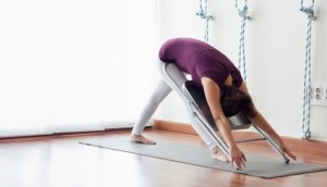 Iyengar Yoga là gì? Lợi ích của loại hình Iyengar Yoga