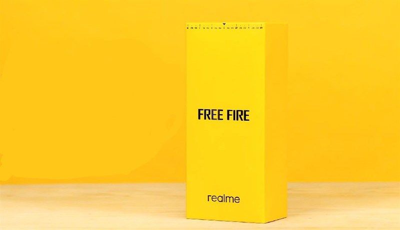 Trên tay Realme 9 Pro+ Free Fire: Giá 8.5 triệu đã có thiết kế độc đáo