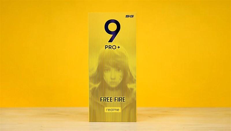 Trên tay Realme 9 Pro+ Free Fire: Giá 8.5 triệu đã có thiết kế độc đáo