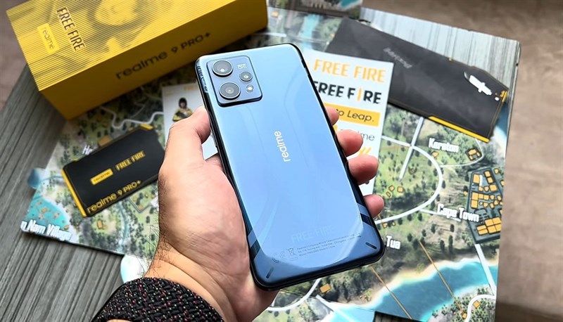 Trên tay Realme 9 Pro+ Free Fire: Giá 8.5 triệu đã có thiết kế độc đáo