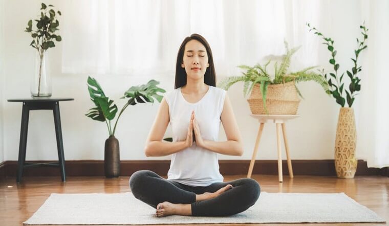 Thiền yoga: Cách ngồi thiền yoga cho người mới bắt đầu