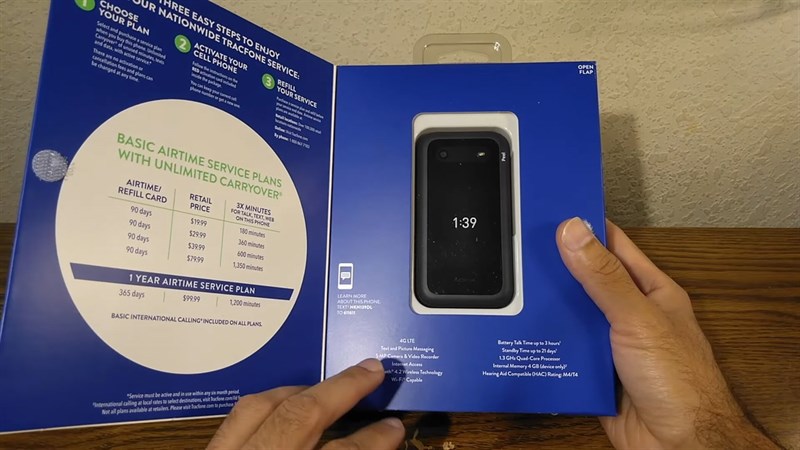 Hộp đựng của Nokia 2760 Flip 4G