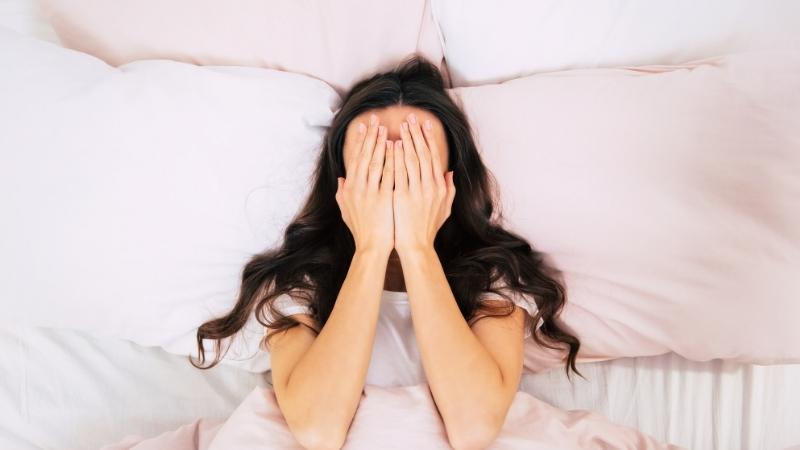 Khó ngủ nên làm gì? 14 cách giúp ngủ nhanh và sâu hiệu quả
