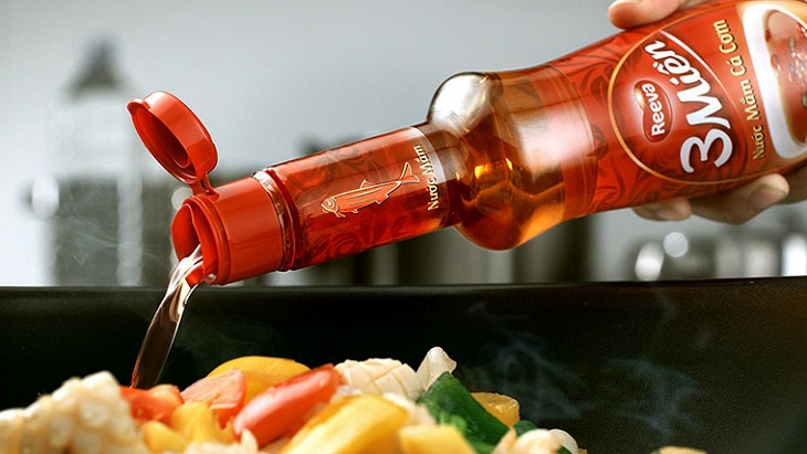 Đun lâu nước mắm sẽ làm mất đi các chất dinh dưỡng trong đó Không nên đun nước mắm công nghiệp quá lâu