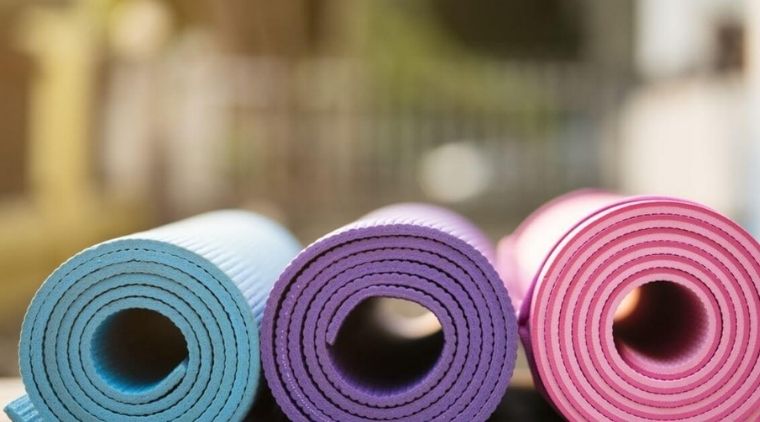 Có thể bạn chưa biết: Cách chọn thảm tập Yoga phù hợp - giangyoga