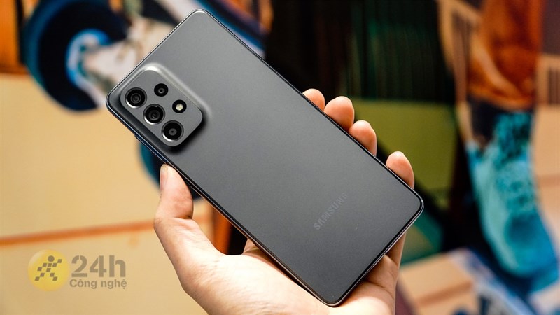 Galaxy A73 5G sẽ là một sự lựa chọn đáng để các bạn game thủ cân nhắc. Galaxy A73 5G sẽ là một sự lựa chọn đáng để các bạn game thủ cân nhắc.