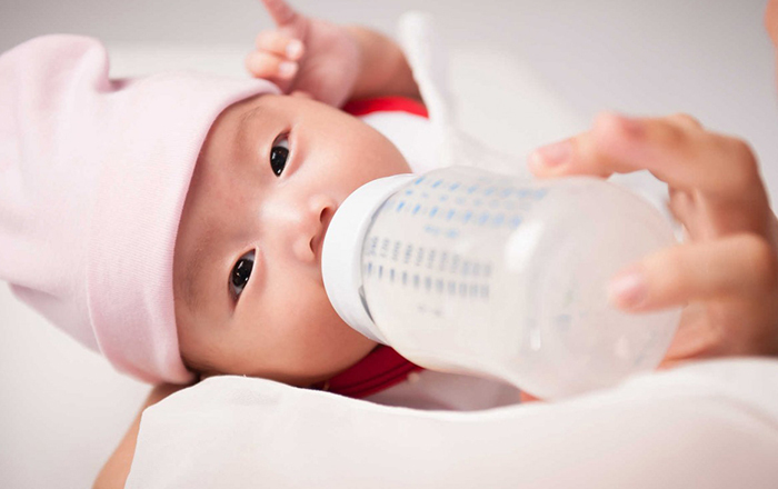 Kích cỡ núm không còn phù hợp với bé