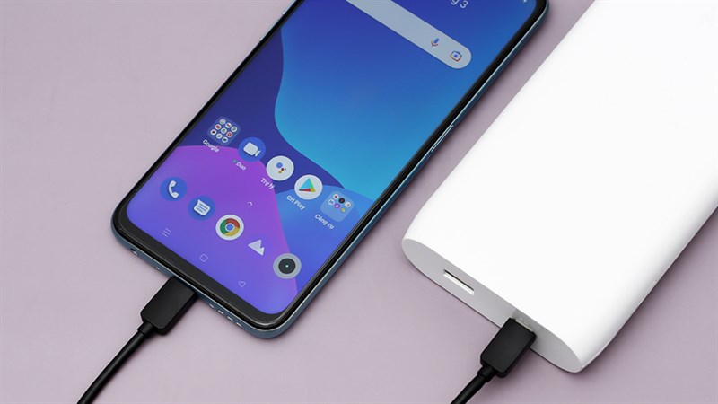 Công nghệ sạc nhanh cho sản phẩm khả năng sạc lên đến 30 W.