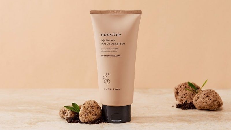 Innisfree Jeju Volcanic Pore Scrub Foam