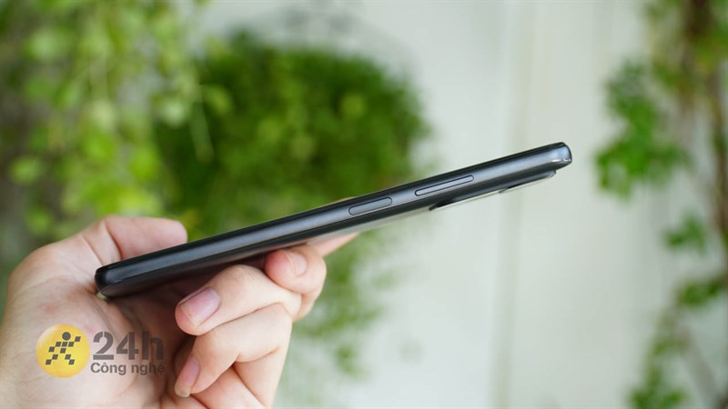 Trên tay Xiaomi Redmi Note 11S 5G: Giá 6.49 triệu, cấu hình manh mẽ Trên tay Xiaomi Redmi Note 11S 5G: Giá 6.49 triệu, cấu hình manh mẽ