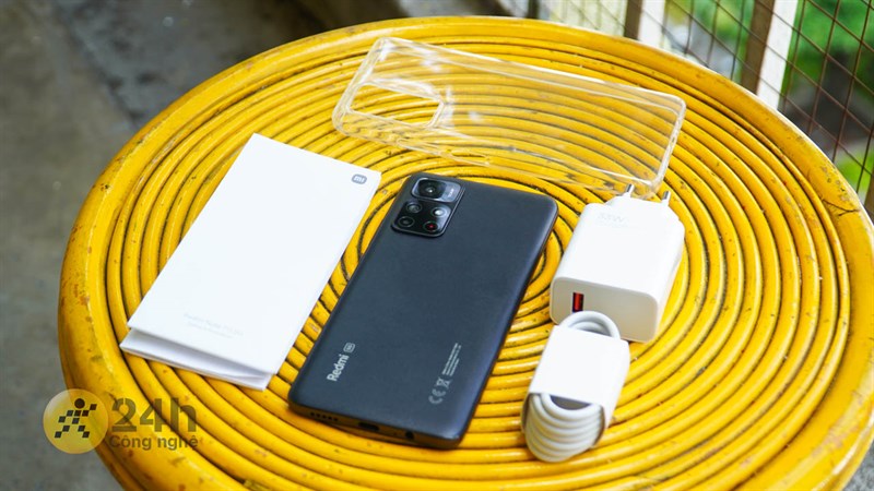 Trên tay Xiaomi Redmi Note 11S 5G: Giá 6.49 triệu, cấu hình manh mẽ Trên tay Xiaomi Redmi Note 11S 5G: Giá 6.49 triệu, cấu hình manh mẽ